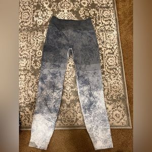 Lululemon 7/8 leggings *rare*